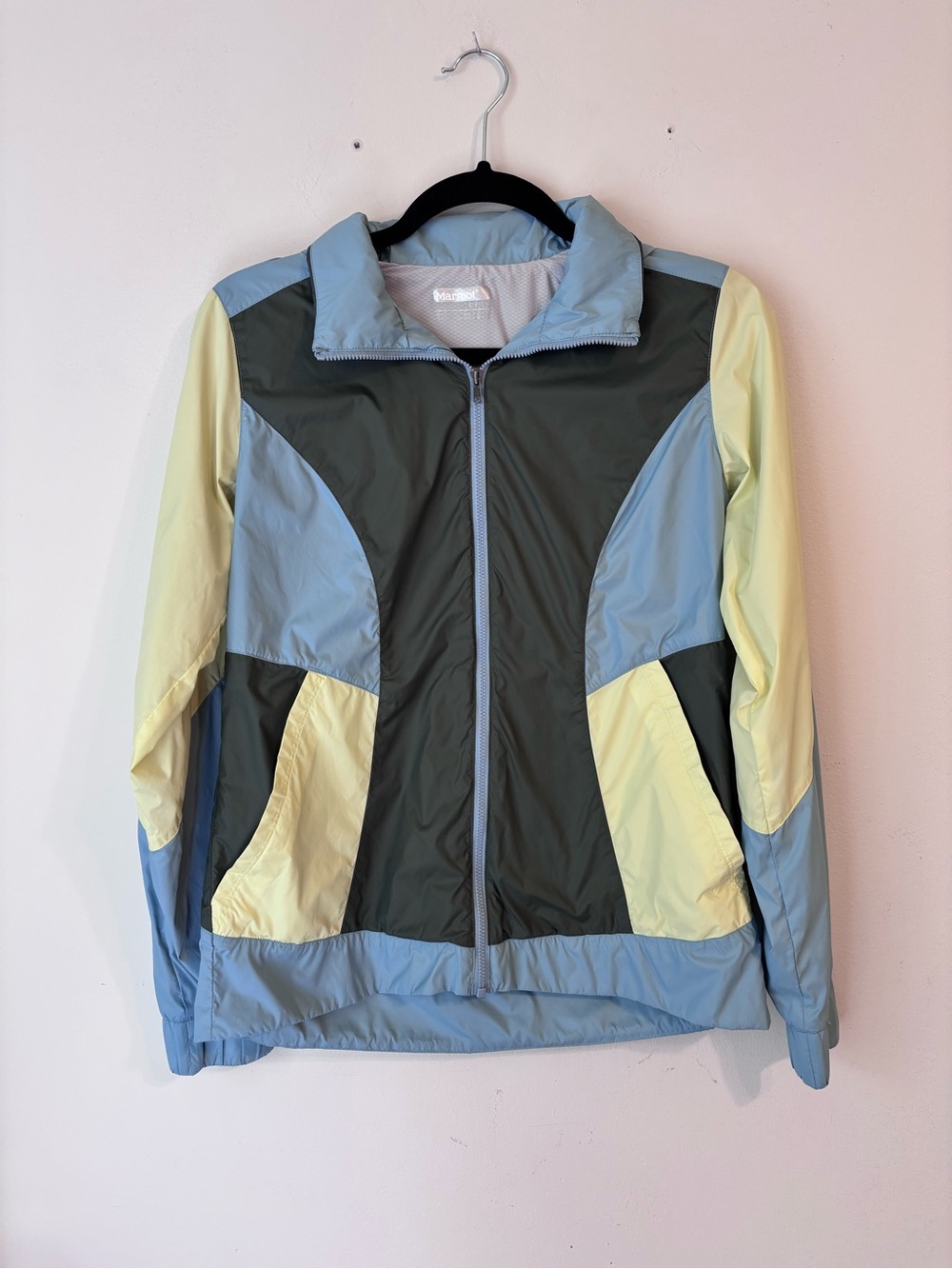Marmot Women’s Small Colorblock Hooded Windbreaker Jacket